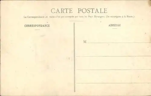 Ak Bouches du Rhône, A l'Arlésienne, Nougat de Provence