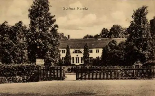 Ak Paretz Ketzin an der Havel, Schloss, Zaun