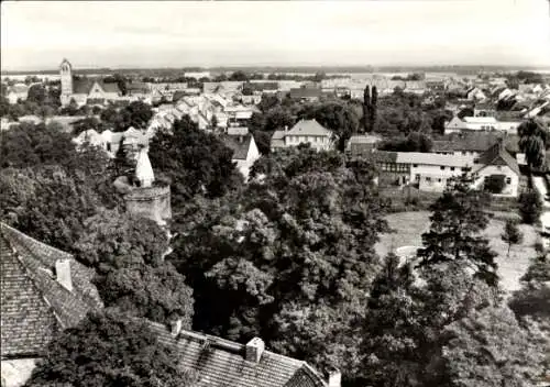 Ak Ziesar in Brandenburg, Gesamtansicht, Blick vom Bergfried