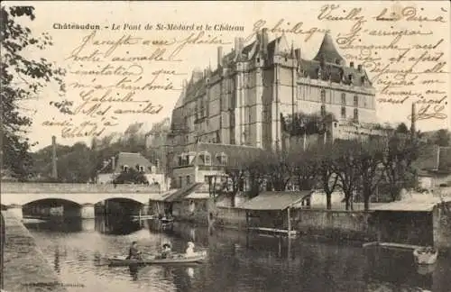 Ak Châteaudun Eure et Loir, Pont de St. Medard, Chateau