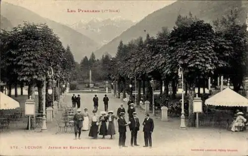 Ak Luchon Haute Garonne, Jardin et Esplanade du Casino