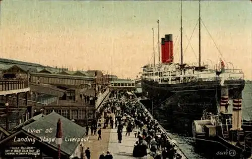 Ak Liverpool Merseyside England, Liner at Landing Stage, Dampfschiff