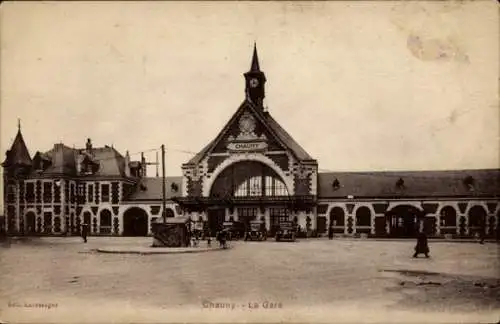 Ak Chauny Aisne, Bahnhof Frontal