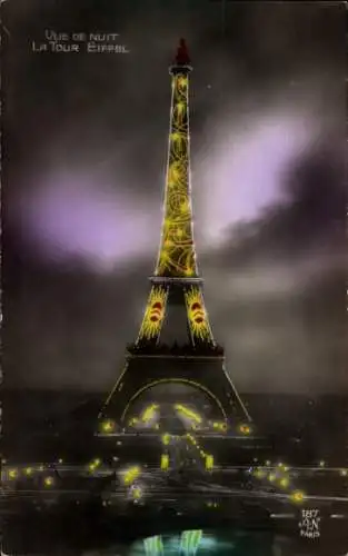 Ak Paris VII, Eiffelturm bei Nacht, beleuchtet