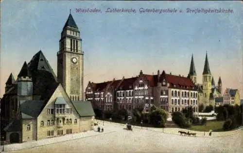 Ak Wiesbaden in Hessen, Lutherkirche, Gutenbergschule, Dreifaltigkeitskirche