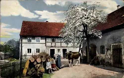 Ak Lindenau Radebeul Sachsen, Bauernhaus, Familie, Kuh