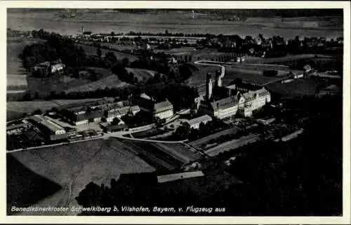 Ak Schweiklberg Vilshofen an der Donau, Fliegeraufnahme