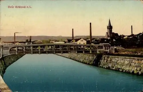 Ak Dvůr Králové nad Labem Königinhof Region Königgrätz, Teilansicht, Brücke