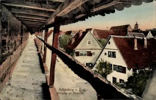 Ak Rothenburg ob der Tauber Mittelfranken, Wehrgang am Klingentor