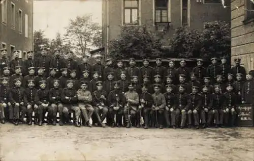 Foto Ak München Bayern, Deutsche Soldaten in Uniformen, Gruppenaufnahme