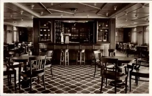 Ak Passagierschiff MS Monte Cervantes, HSDG, Bar im Rauchsalon