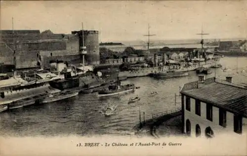 Ak Brest Finistère, Le Chateau et l'Avant-Port de Guerre