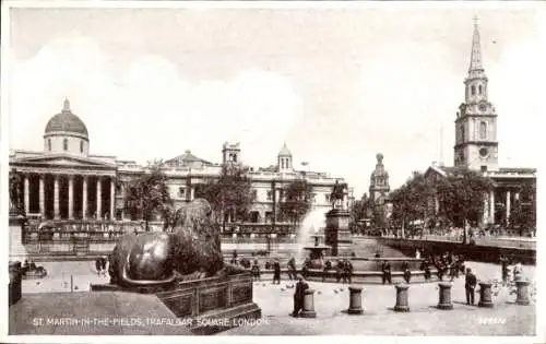 AK London Stadt England, Trafalgar Square, Nelson Monument