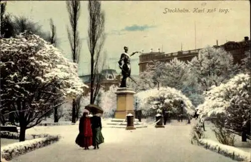 Ak Stockholm Schweden, Statue, Karl XIIs torg, Winterpartie