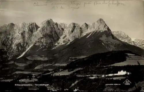 Ak Bischofshofen in Salzburg, Gesamtansicht, Tannengebirge