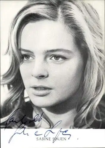 Ak Schauspielerin Sabine Sinjen, Autogramm