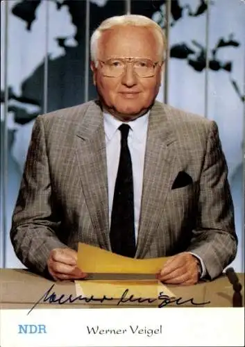 Ak Moderator Werner Veigel, Portrait, Autogramm