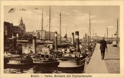 Ak Szczecin Stettin Pommern, Hafenpartie, Bollwerk, Fischerdampfer