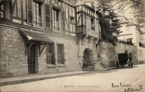 Ak Mantes Yvelines, La Porte aux Pretres