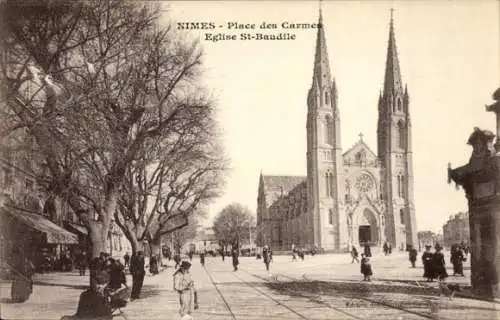 Ak Nîmes Gard, Place des Carmes, Eglise St. Baudile