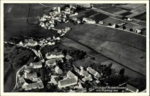 Ak Kirchdorf Rudelzhausen in Oberbayern, Fliegeraufnahme