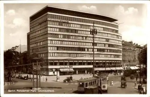 Ak Berlin Tiergarten, Potsdamer Platz, Columbushaus, Straßenbahn