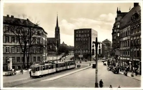 Ak Chemnitz Sachsen, Falkenplatz, Straßenbahn Linie 2, Passanten, Radio Mönicke, Kirche, Apotheke