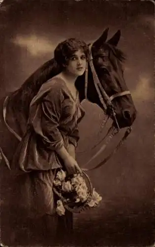 Ak Dame mit Pferd