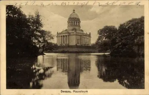 Ak Dessau in Sachsen Anhalt, Mausoleum