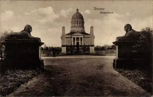 Ak Dessau in Sachsen Anhalt, Mausoleum