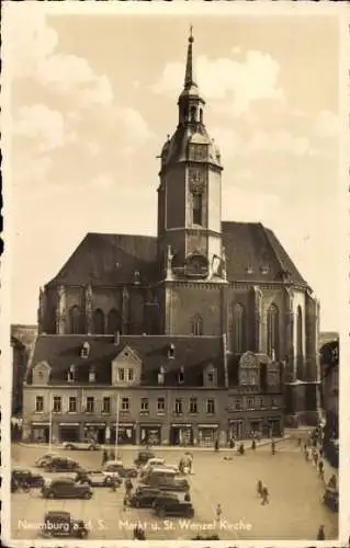 Ak Naumburg an der Saale, Vogelschau auf den Markt und St. Wenzel Kirche