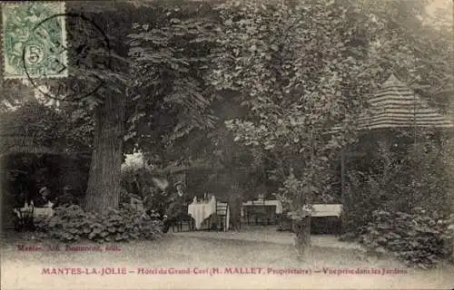 Ak Mantes la Jolie Yvelines, Hotel du Grand-Cerf, vue prise dans les Jardins