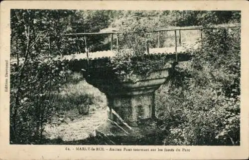 Ak Marly le Roi Yvelines, Ancien Pont tournant sur les fosses du Parc