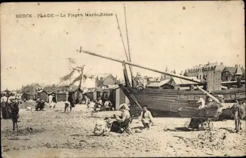 Ak Berck Beach Pas de Calais, Der Strand bei Ebbe