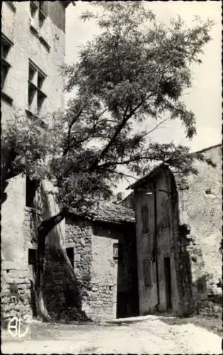 Ak Joyeuse Ardèche, vieille rue