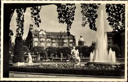 Ak Mannheim, Friedrichsplatz, Statue, Fontäne