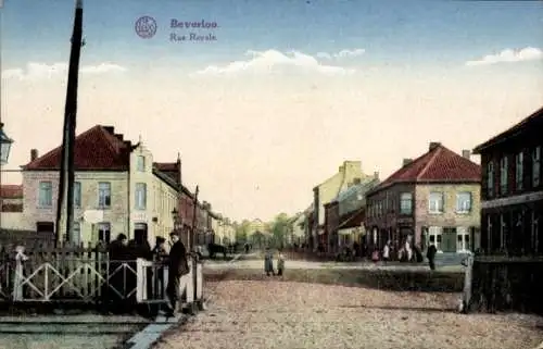 Ak Beverloo Flandern Limburg, Rue Royale, Königstraße, Gleise