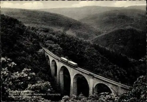 Ak Kastellaun im Hunsrück, Hunsrück Höhenbahn in Fahrt übers Viadukt