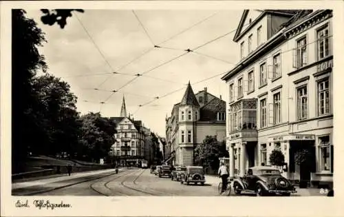 Ak Kiel in Schleswig Holstein, Schlossgarten, Holst Hotel