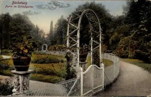 Ak Bückeburg im Kreis Schaumburg, Schlossgarten