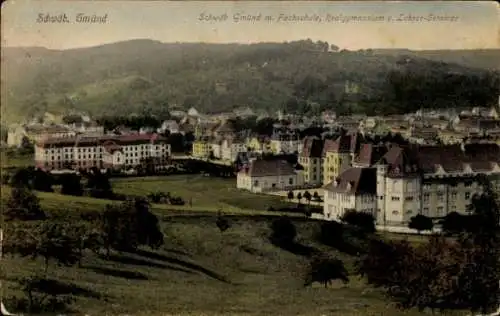 Ak Schwäbisch Gmünd in Württemberg, Fachschule, Realgymnasium, Lehrerseminar, Feldpost