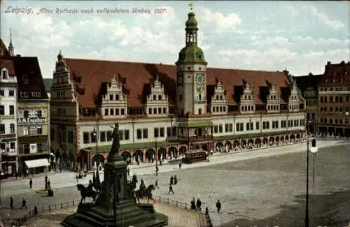 Ak Leipzig in Sachsen, altes Rathaus, Denkmal