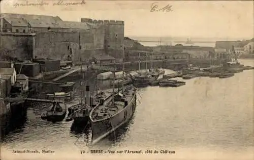 Ak Brest Finistère, Vue sur l'Arsenal, cote du Chateau