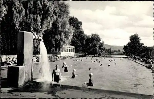 Ak Niederbreisig Bad Breisig am Rhein, Großes Schwimmbad