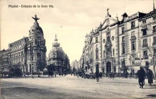 Ak Madrid Spanien, Avenida del Conde de Penalver, Gran Via, Straßenpartie, Passanten