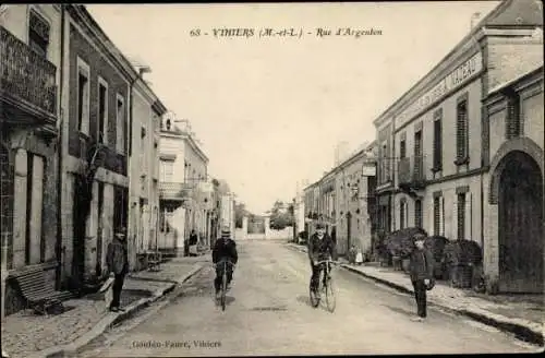 Ak La Salle de Vihiers Maine et Loire, Rue d'Argenton