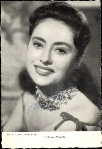 Ak Schauspielerin und Sängerin Caterina Valente, Portrait, Autogramm