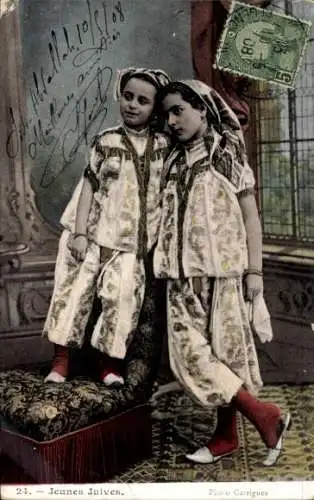 Judaika Ak Zwei Jüdinnen in Volkstrachten