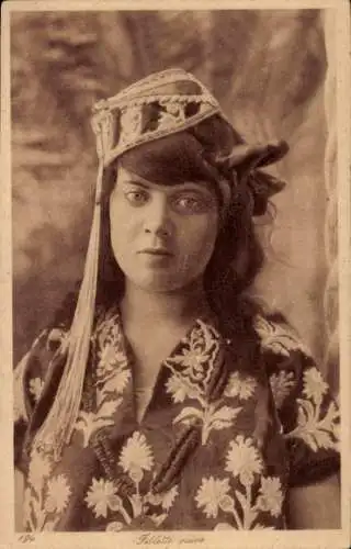 Judaika Ak Junge Jüdin, Portrait, Mütze