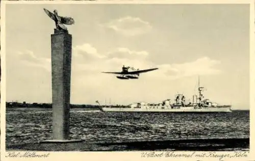 Ak Möltenort Heikendorf an der Kieler Förde, U-Boot Ehrenmal, Wasserflugzeug, Kreuzer Köln